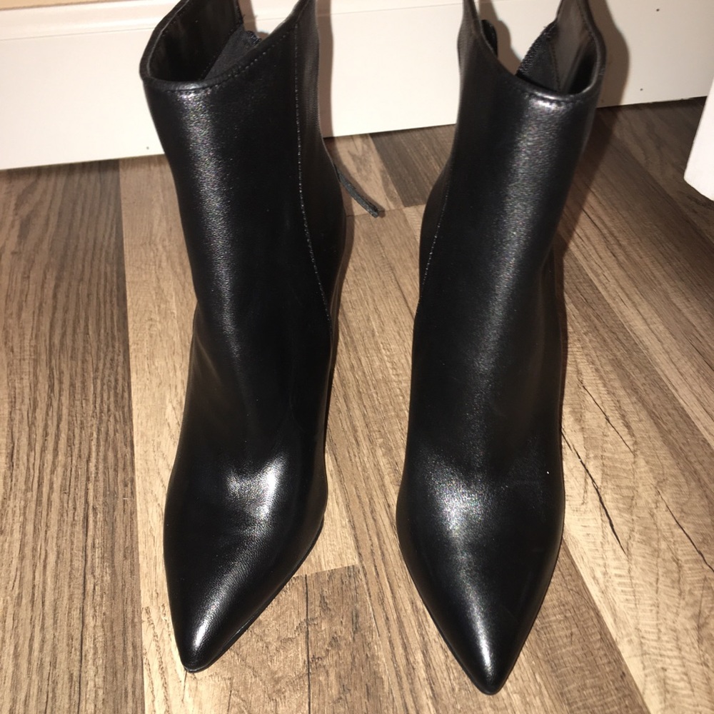 Steve Madden boots size 5 1/2